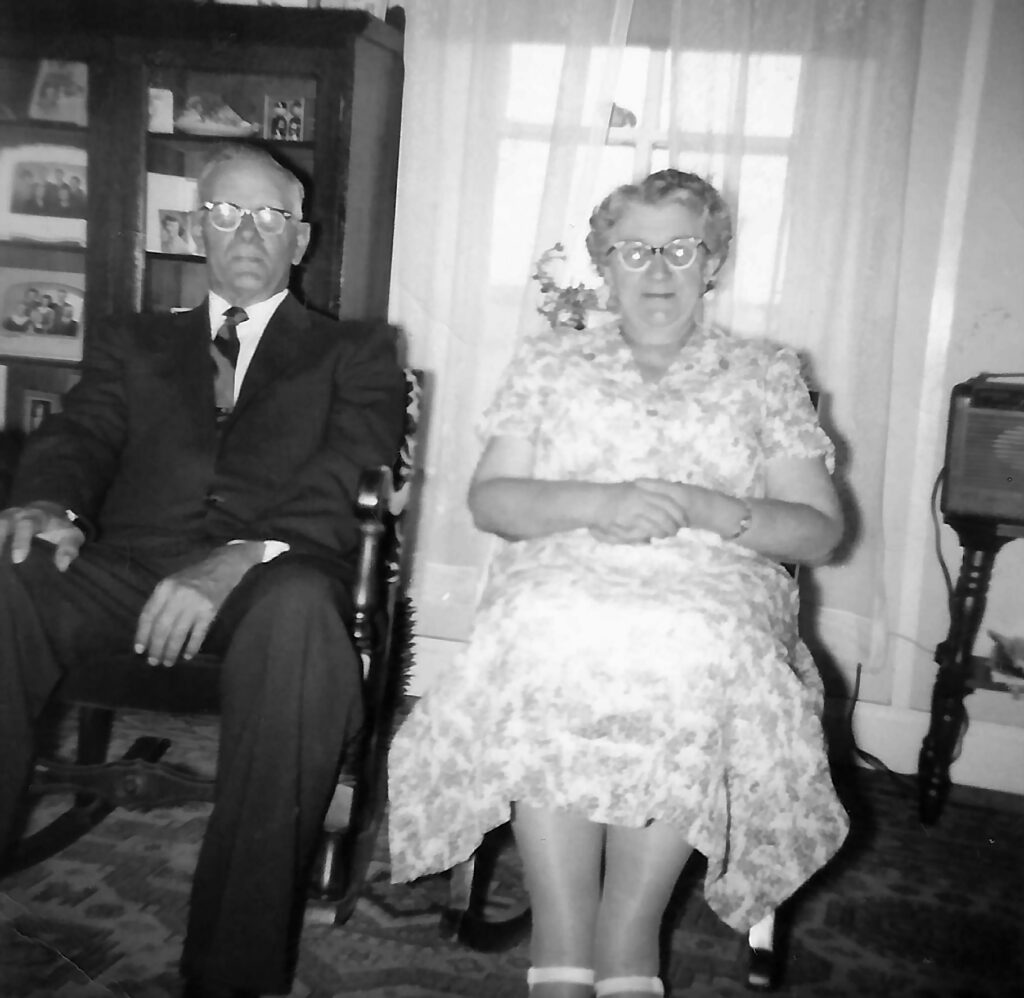 Peter & Thilda Espe - ca 1960s