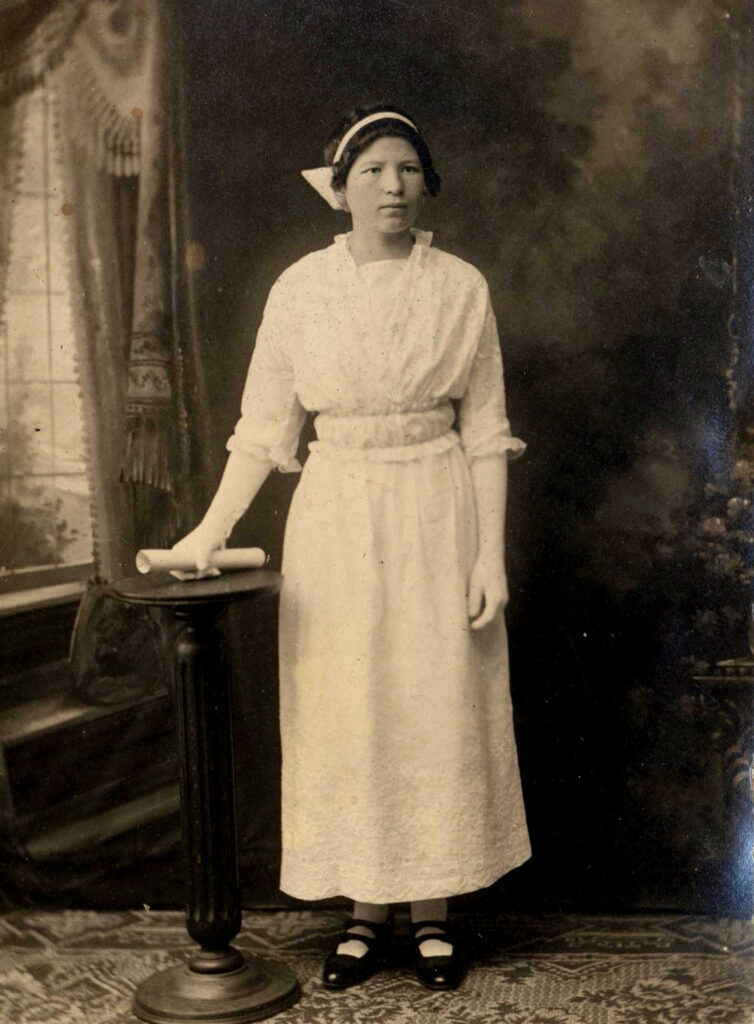 Marie Dahl confirmation photo